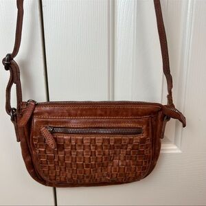 Vilenca Holland Leather Cross Body Purse